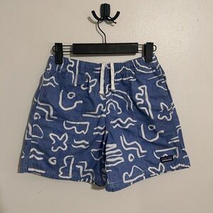 Patagonia Kids Medium Blue and White Patterned Shorts 100 Percent Cotton